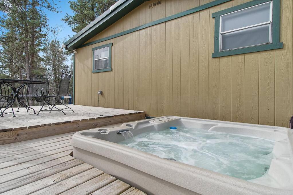Blue Pine Retreat Villa Lead Eksteriør billede